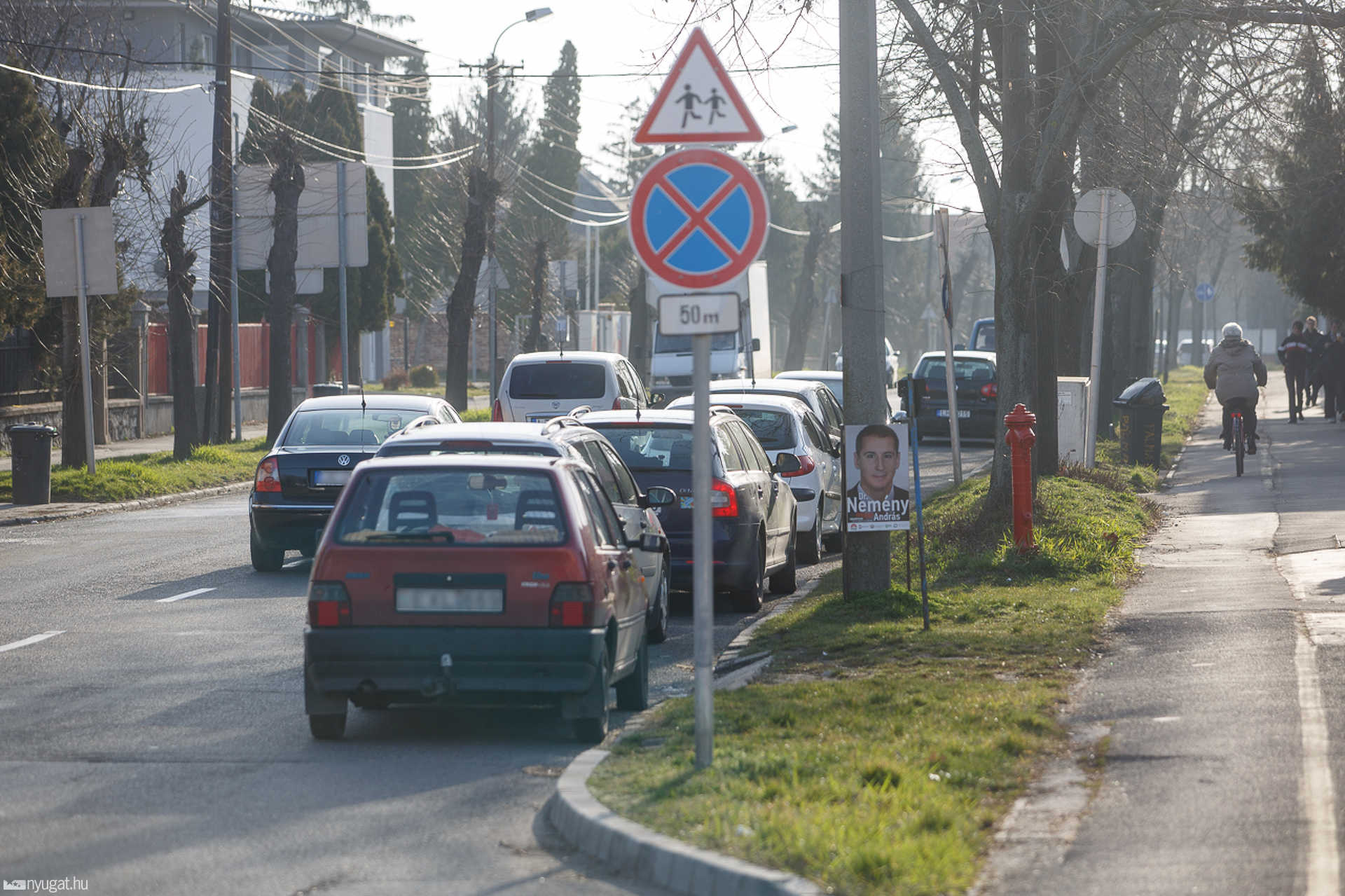 Reggeli közlekedési zűrök a belvárosi iskoláknál