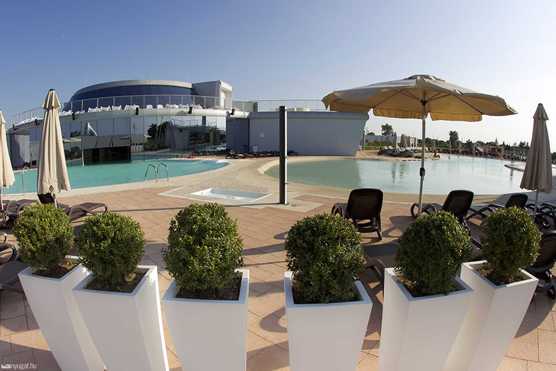 MJUS Fun & Wellness Thermal Resort