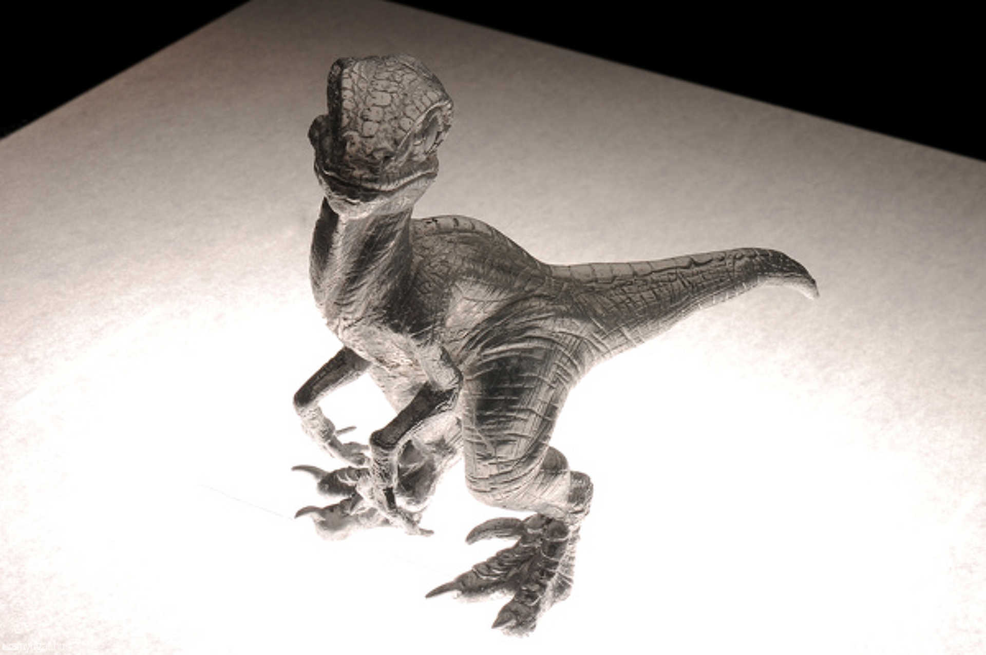 Raptorbébi alumíniumból