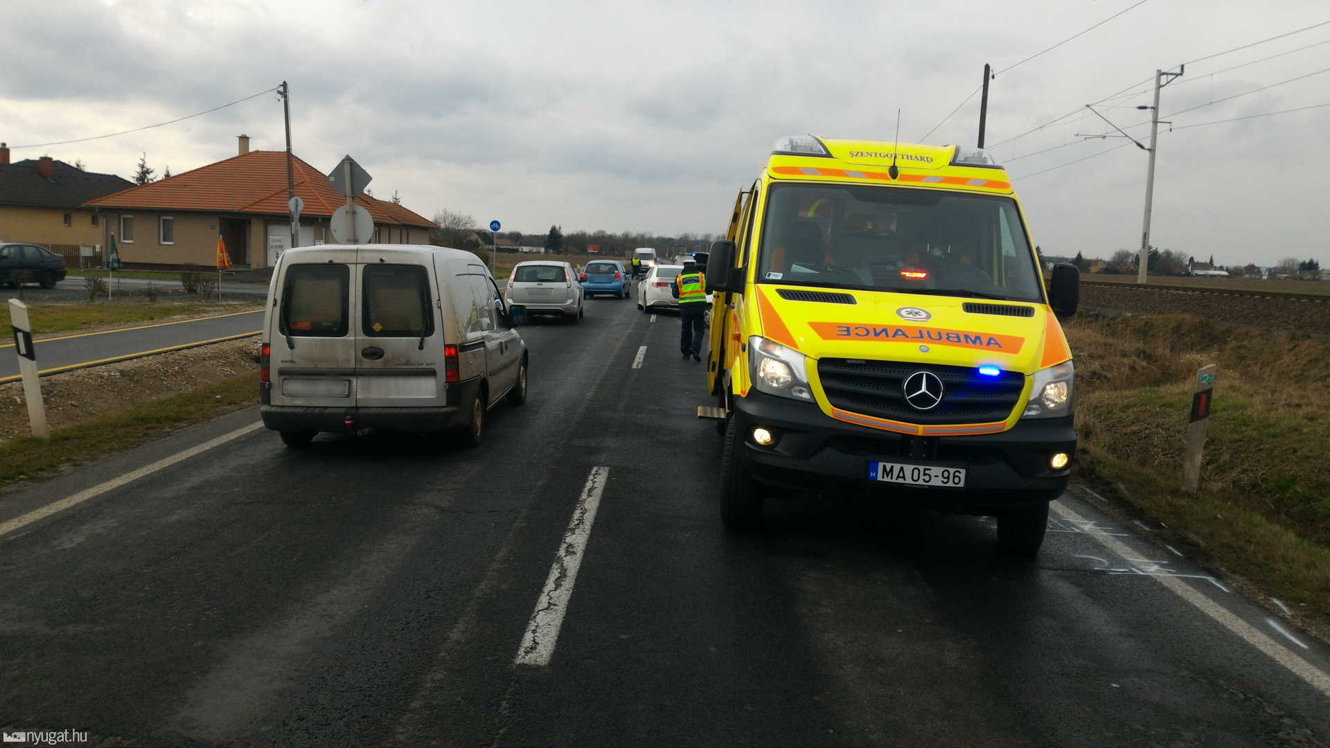 Utánfutós autóba rohant egy Opel Körmendnél