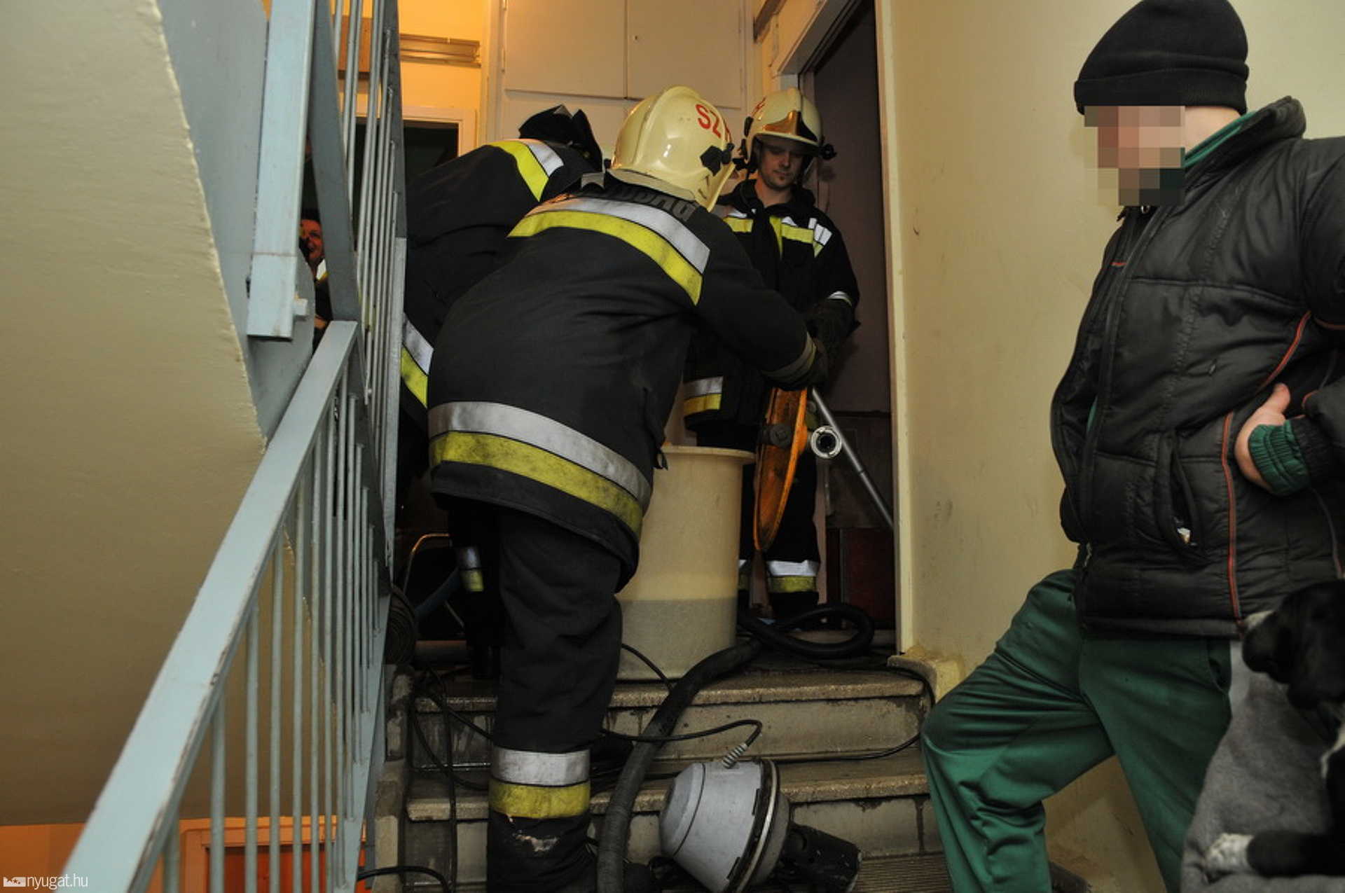 Víz ömlött négy lakásba Szombathelyen