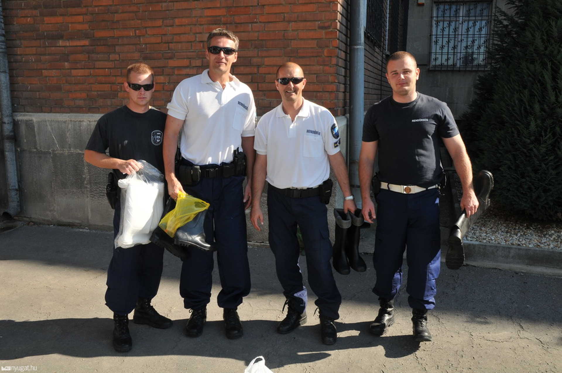 Árvízi védekezésre rendeltek be 350 vasi rendőrt