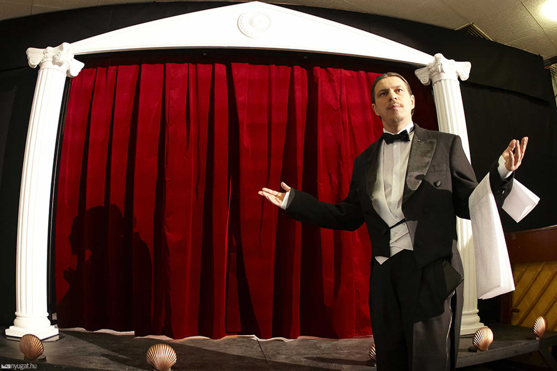 Cabaret A'la Carte