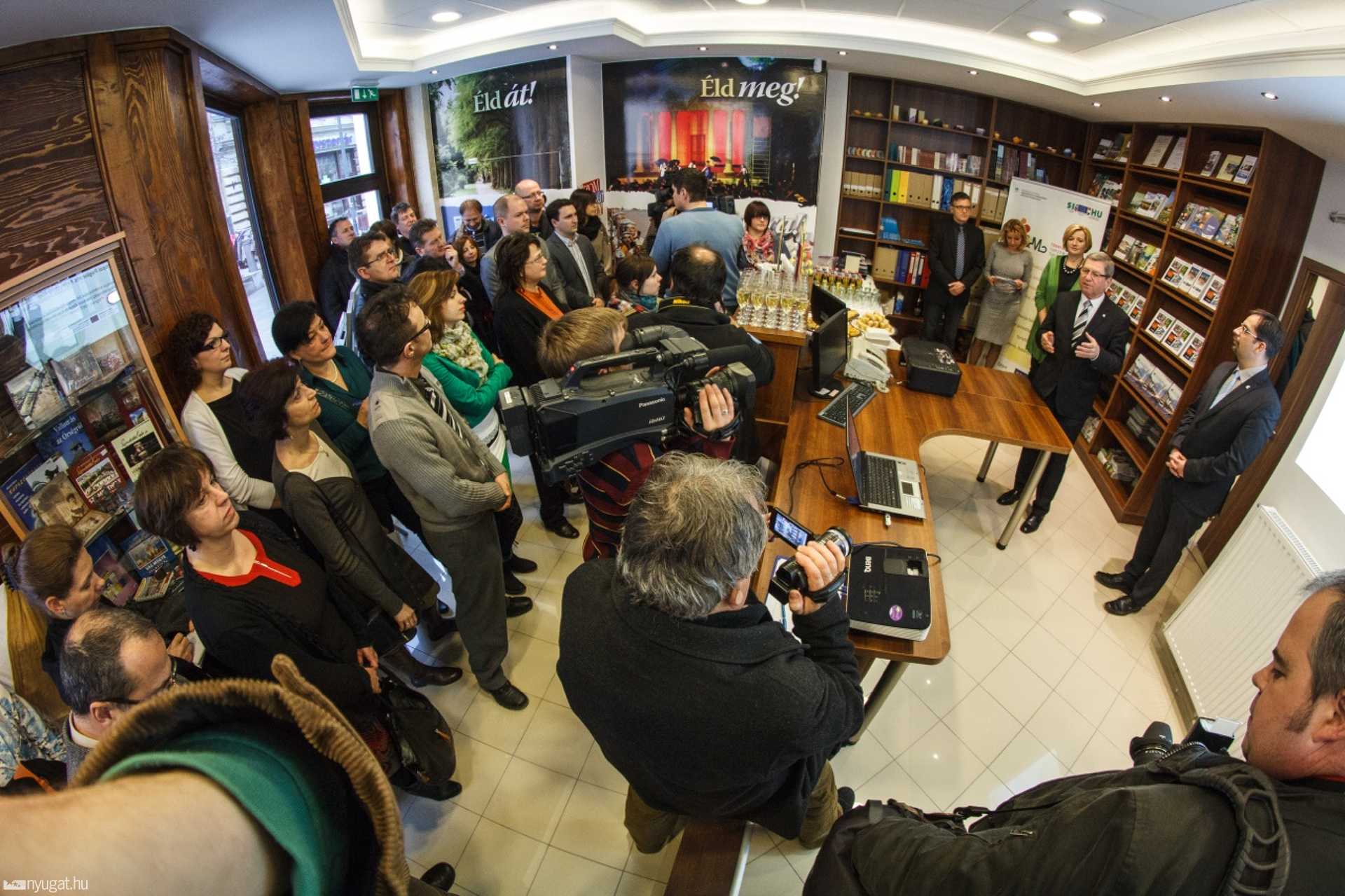 Tourinform irodaavató