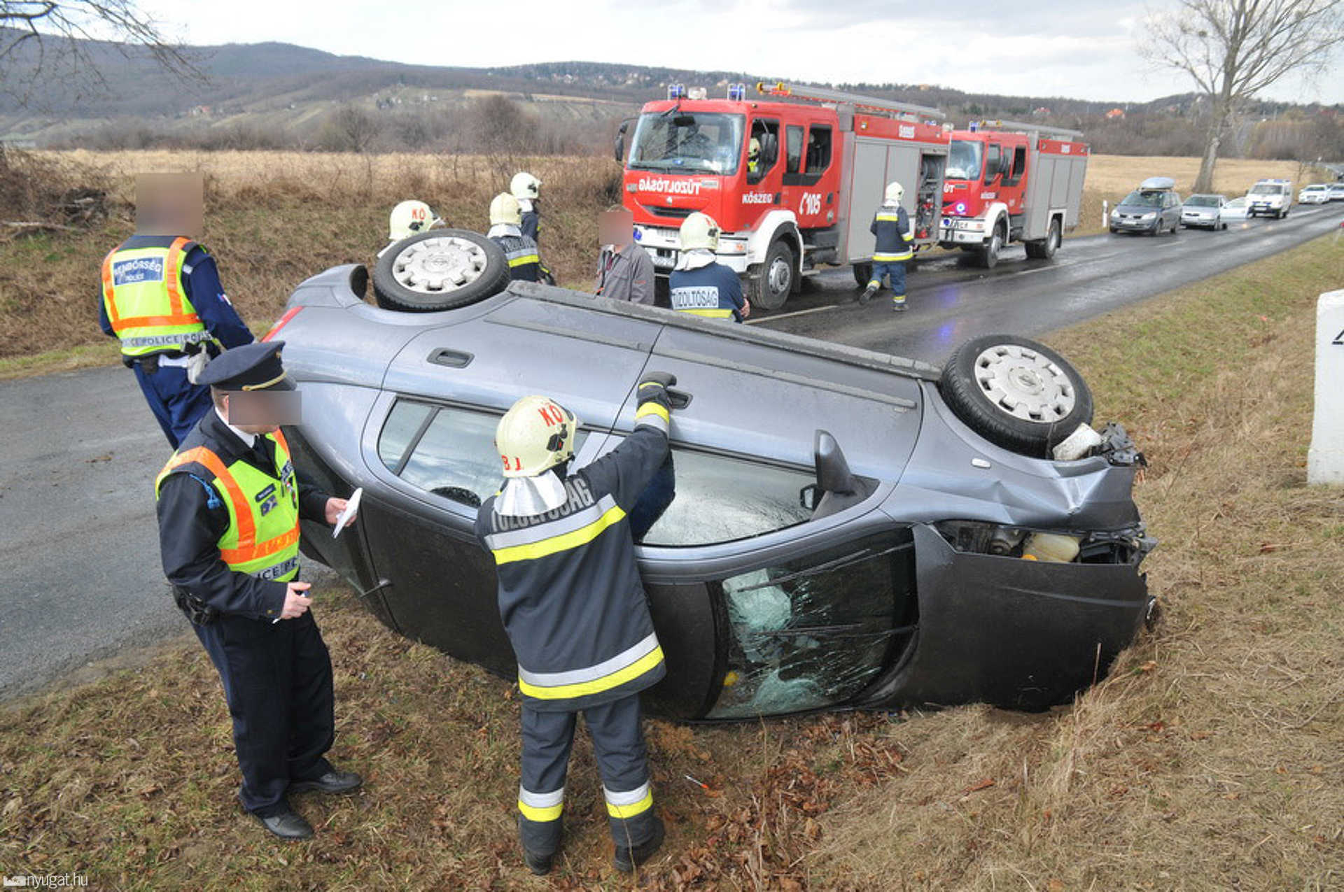 Opel balesete Kőszeg és Cák között