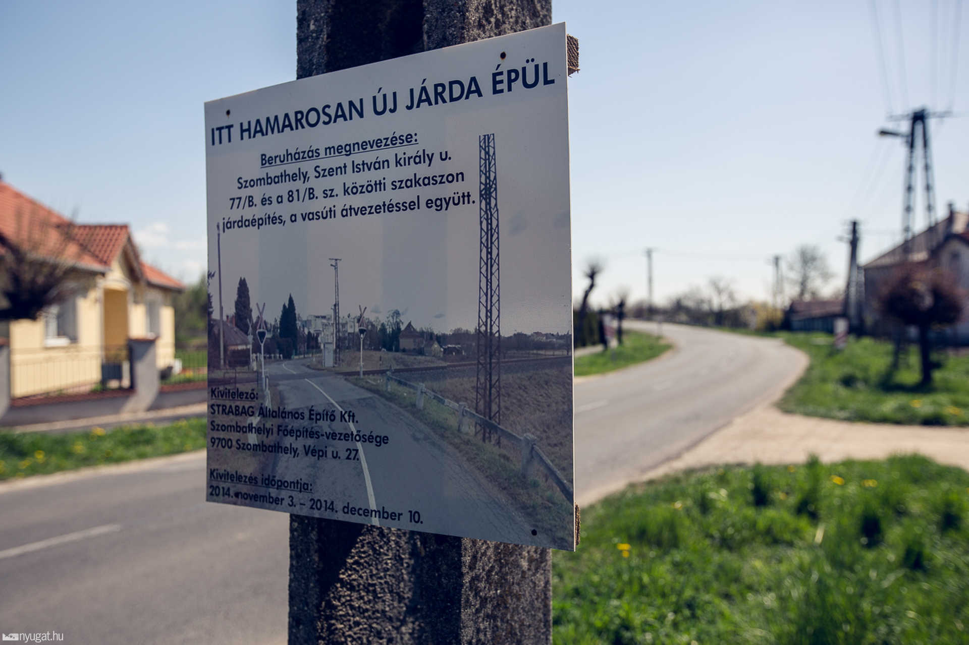 Vasúti átjáró a Szent István király utcában