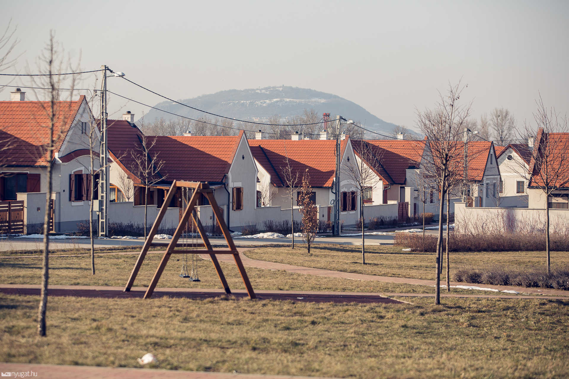 Kolontár és Devecser négy évvel a vörösiszap-katasztrófa után