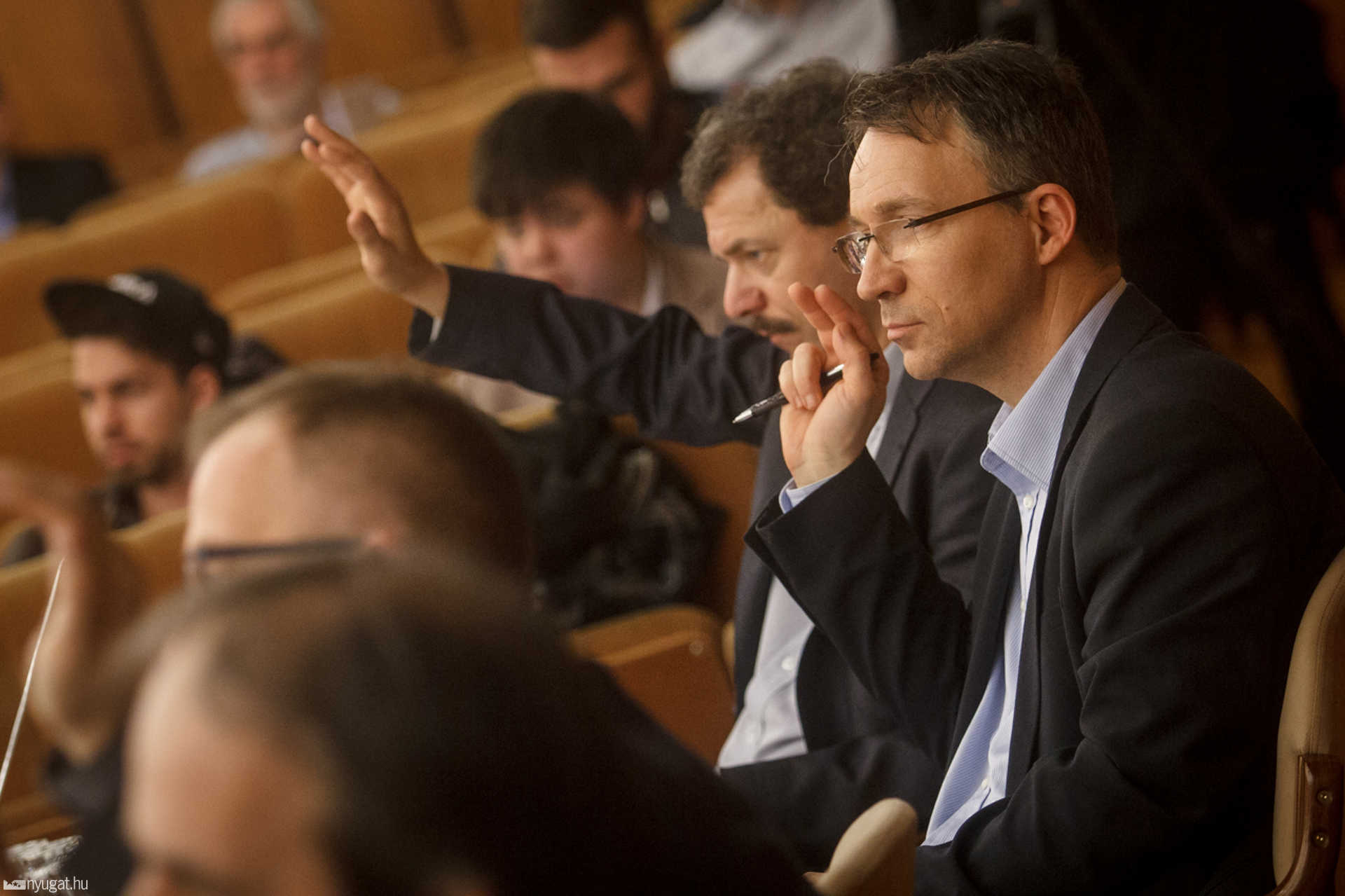Jogi és Társadalmi Kapcsolatok Bizottsága, februári ülés