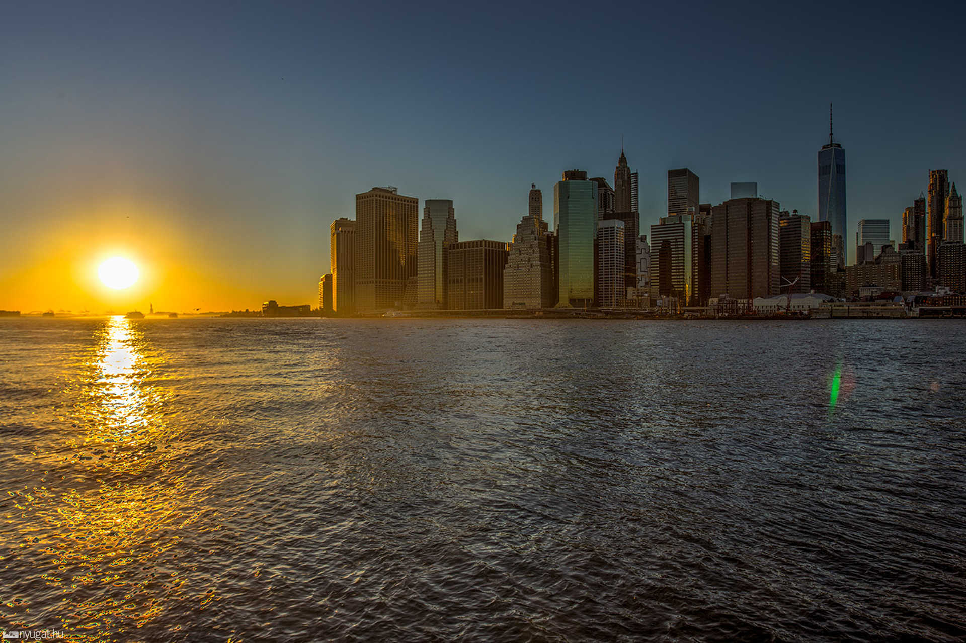 Alsó Manhattan-i naplemente