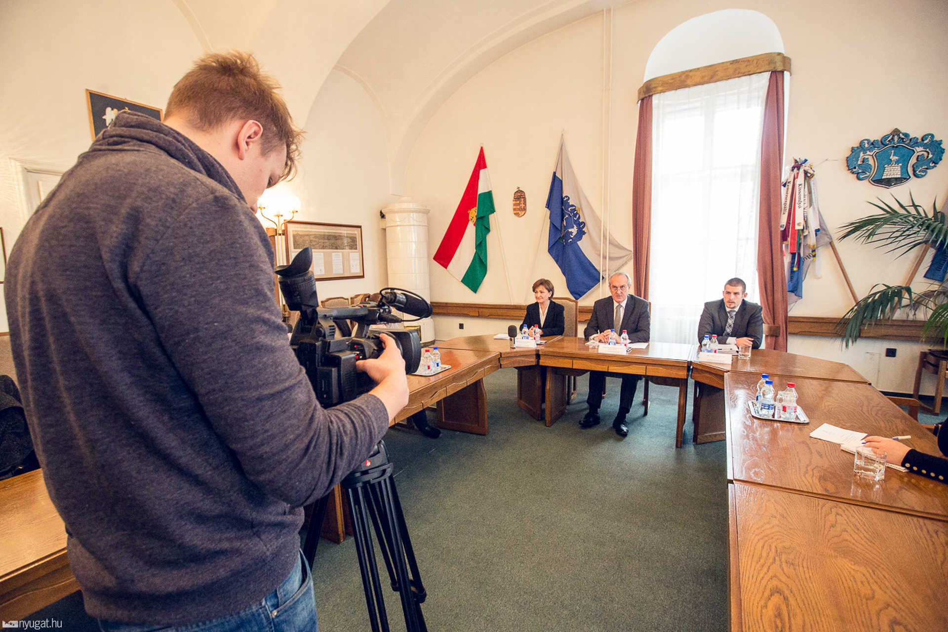 Sajtótájékoztató a Megyeházán