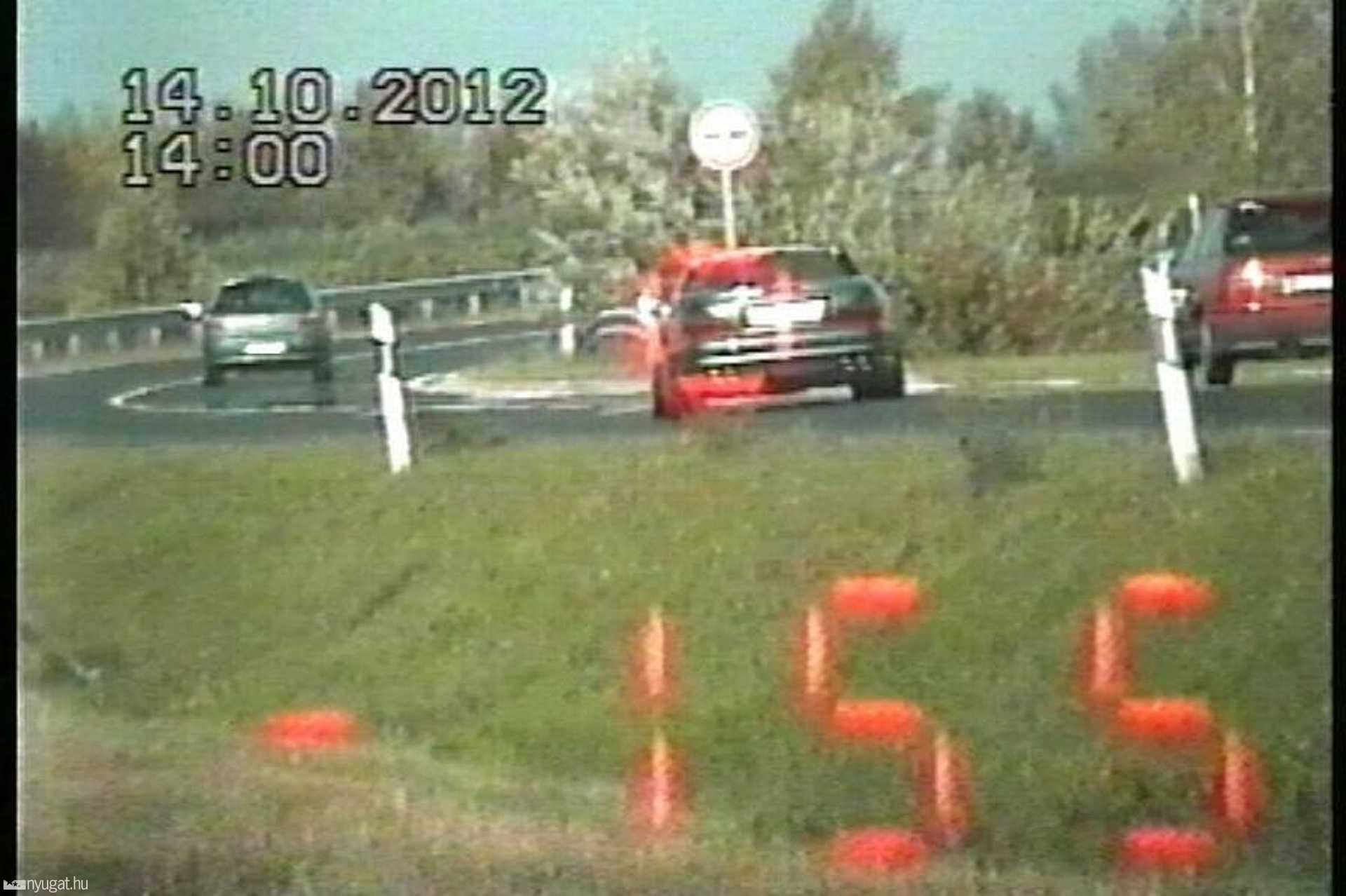 155 km/h-val a 89-esen