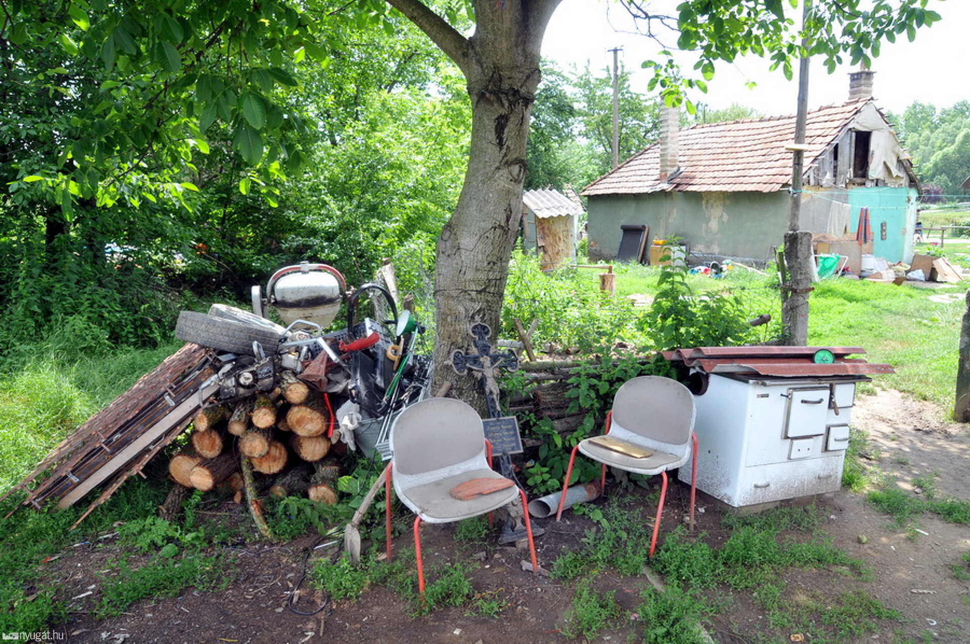 A rábahídvégi roma-telep