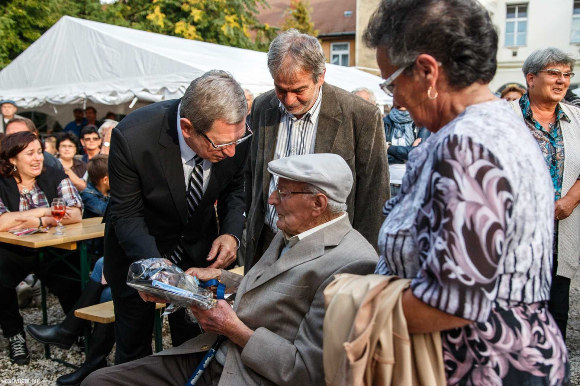 Spiegler Elemér születésnapi köszöntése