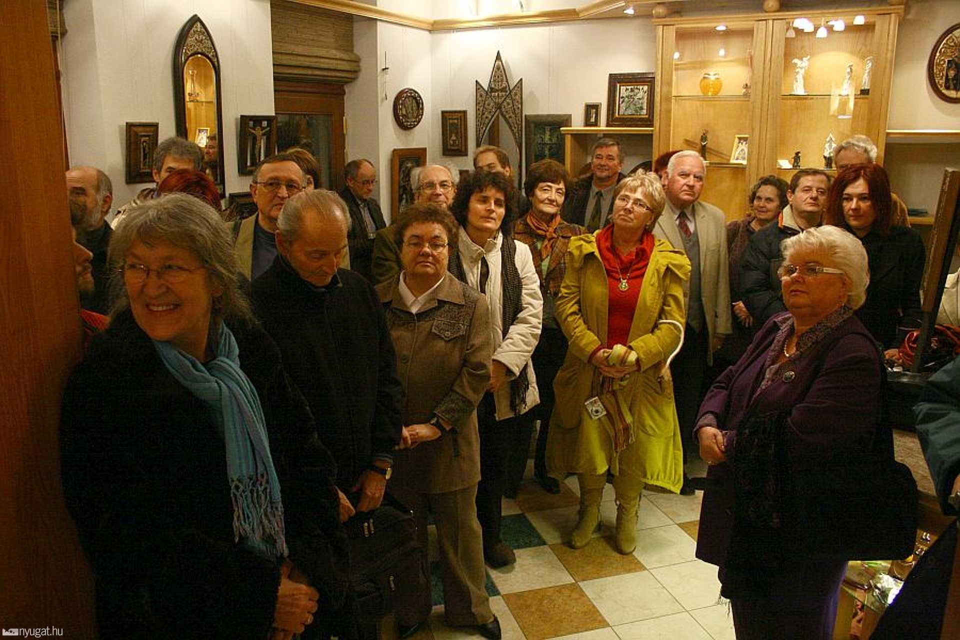 Teltház a Vitalitas Galériában