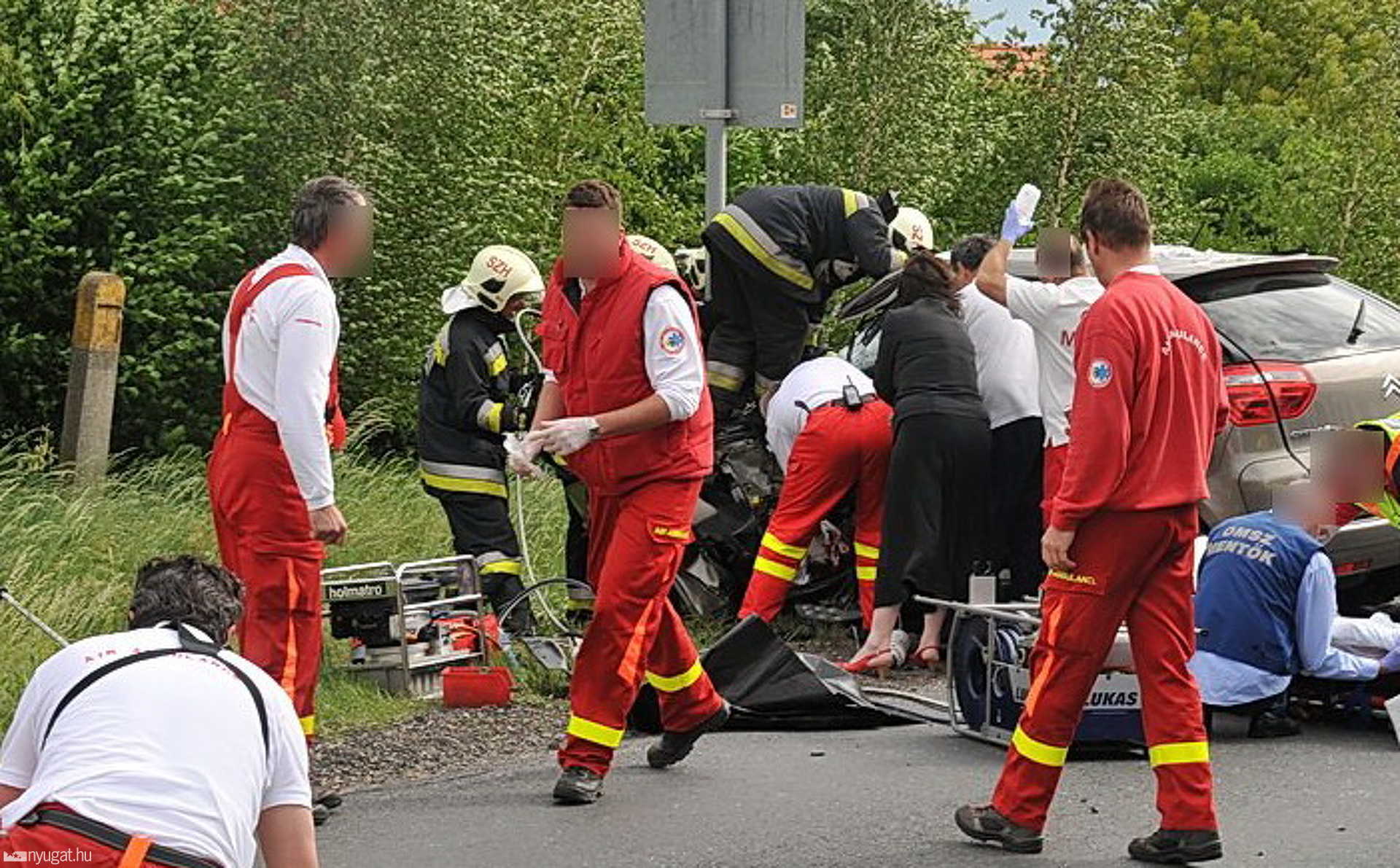 Halálos baleset a 86-os főúton, Egyházasrádócnál