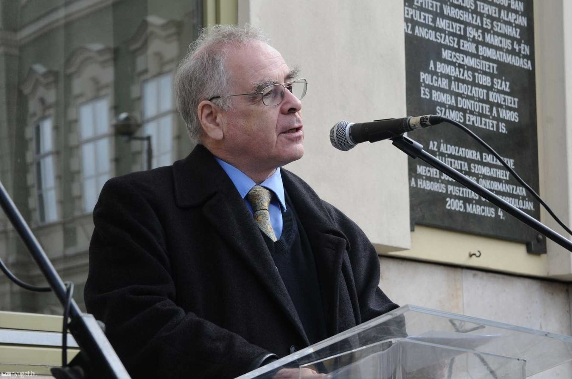 Szombathelyi bombázás