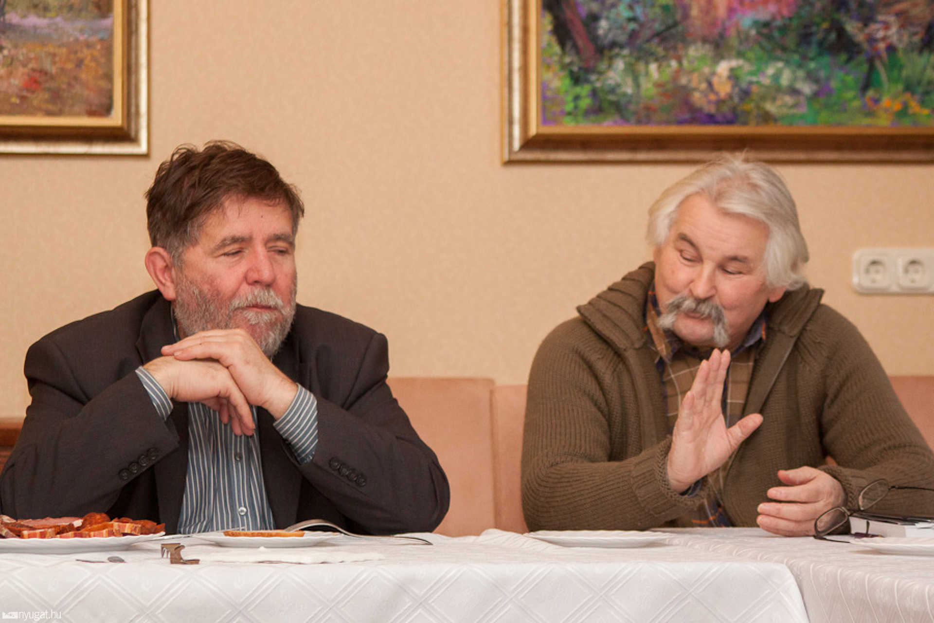 Kovács Ferenc és Szabó József, a szarvaskendi tanya tulajdonosa
