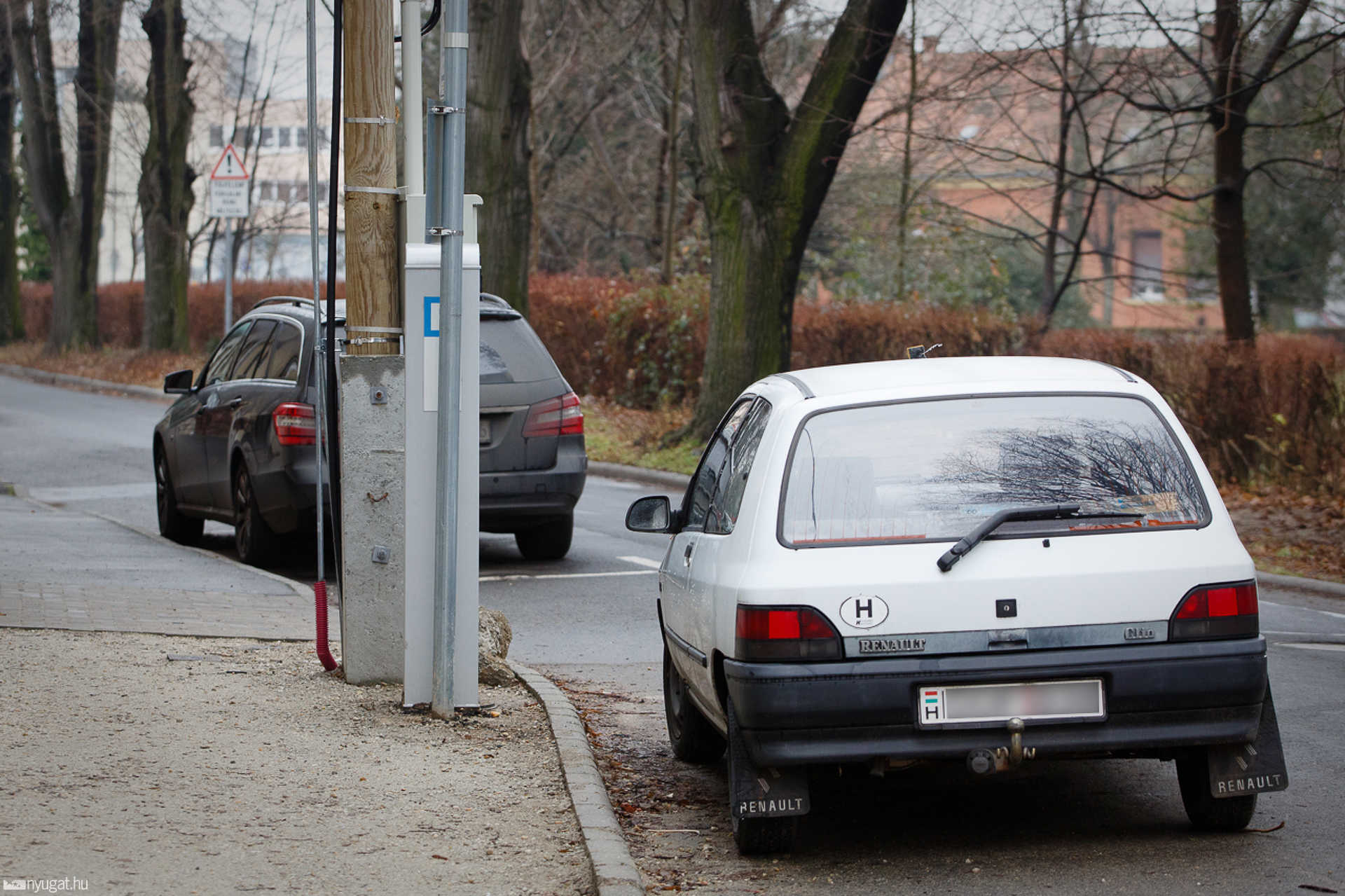 Fizető parkoló a Gyöngyös utcában