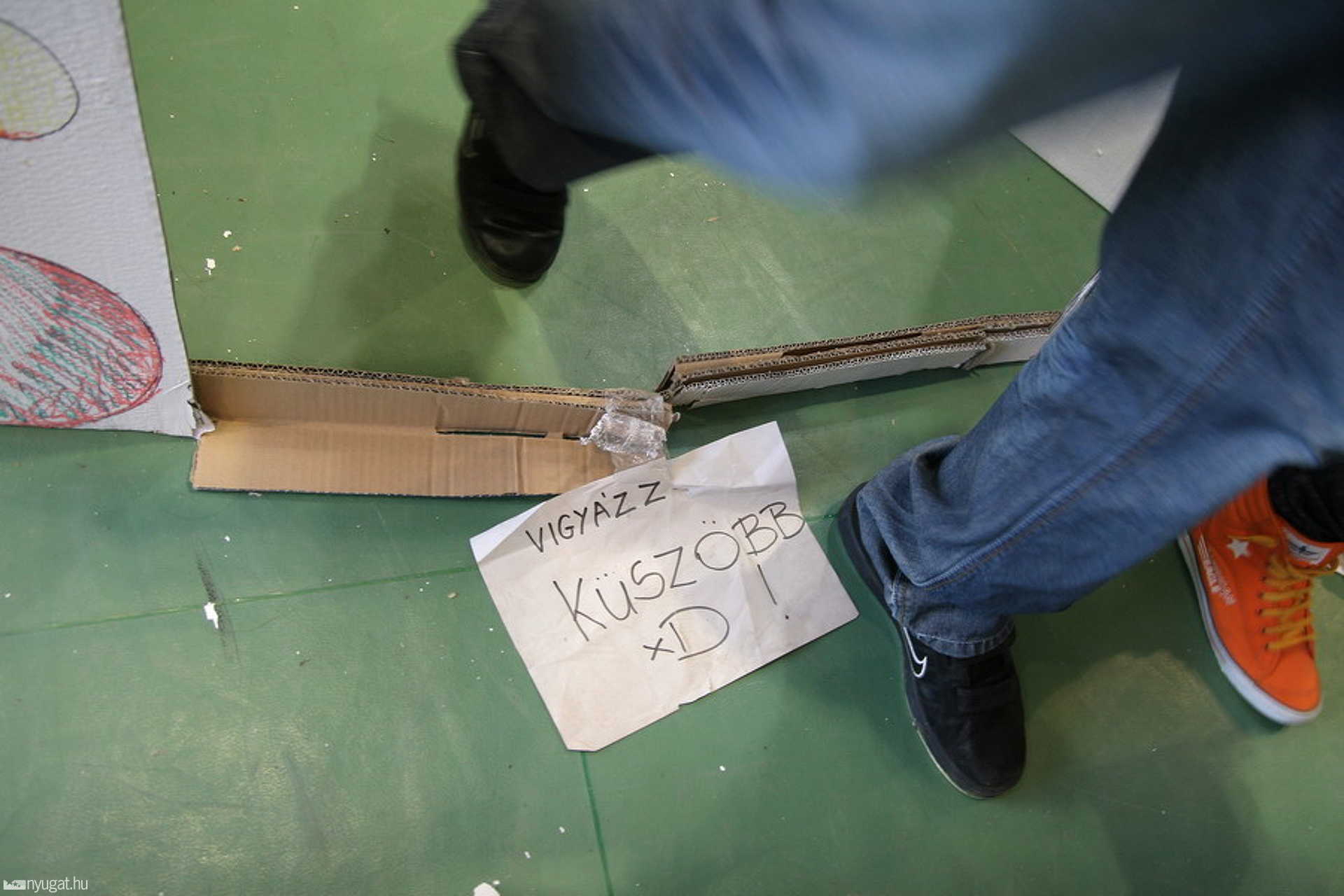 Vigyázz küszöb