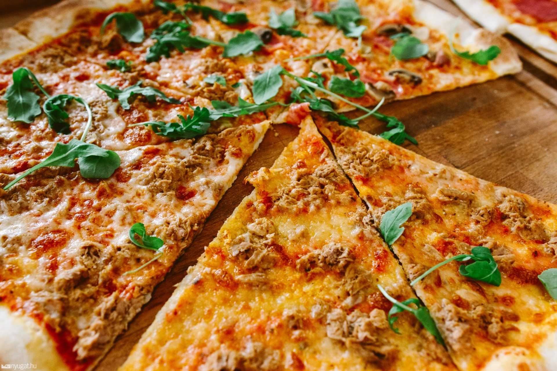 La Pizza di Fetta - Pizzaszelet Bár