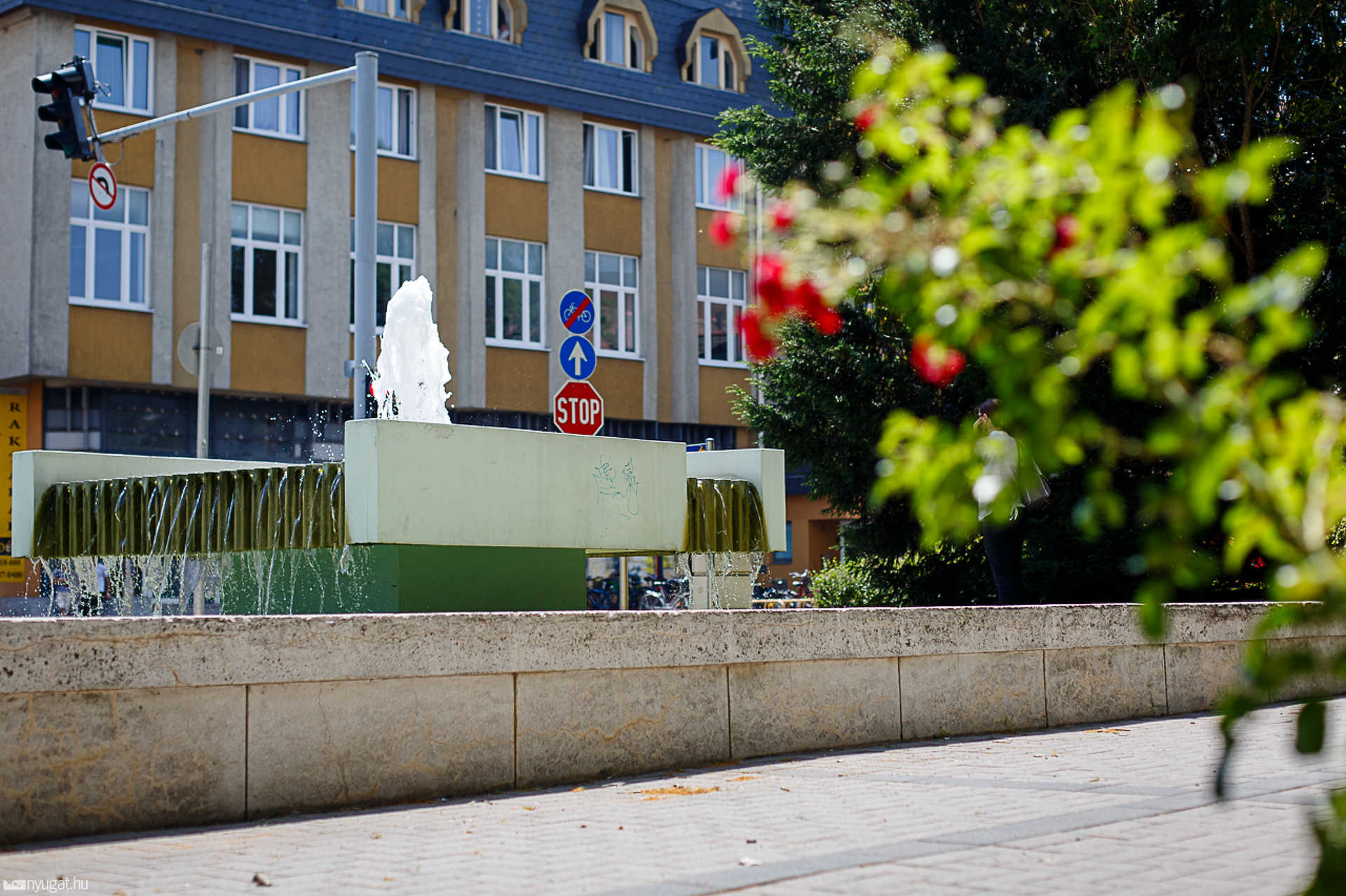 Dr. Antall József tér