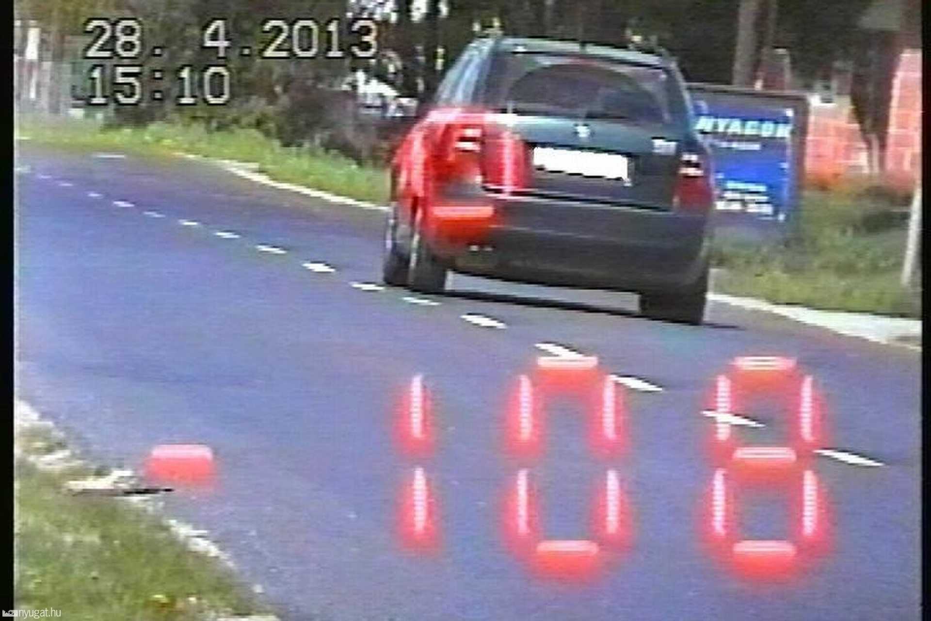 A jáki 108 km/h ezüstöt ért